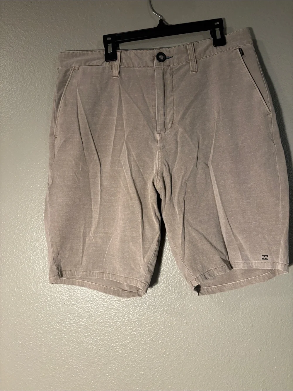 Billabong Men's Light Taupe Flat-Front Casual Shorts